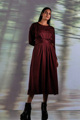 RELAXED FIT PLEATED DRESS