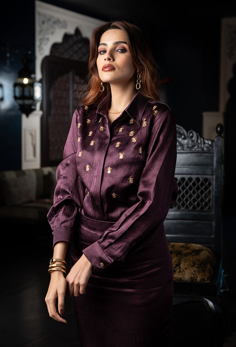 FRONT EMBROIDERED CLASSIC SHIRT