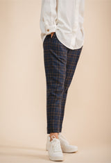 TAPERED SLIM FIT WOOL TROUSER